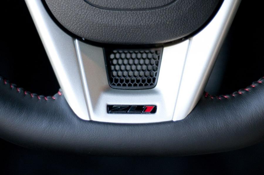  Chevrolet Camaro ZL1 2012 года  (фото 21 из 202)